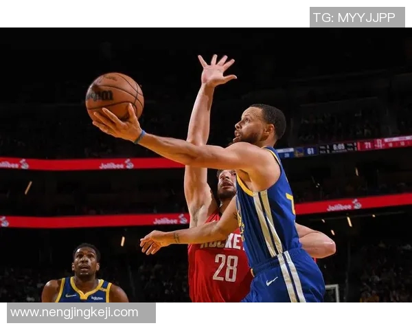 2021年2月1日勇士对决强敌精彩赛事回顾与分析 2021年2月1日勇士对决强敌精彩赛事回顾与分析