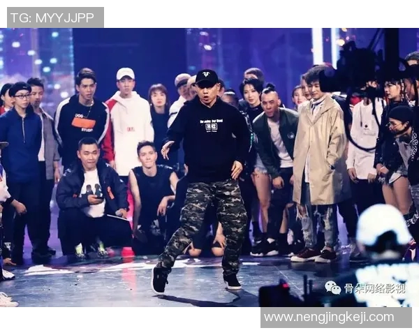 广州街舞队的整体压制体系与街舞战术的深度解析与实践探讨 广州街舞队的整体压制体系与街舞战术的深度解析与实践探讨