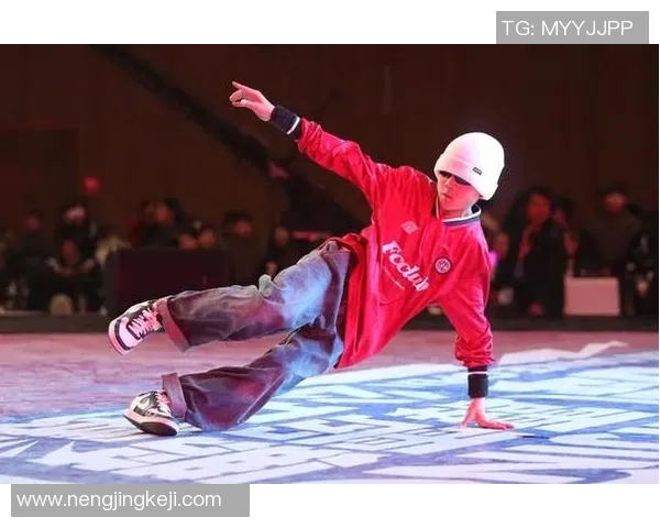 深圳街舞队荣登全国街舞状态排行榜第五名展现实力与魅力 深圳街舞队荣登全国街舞状态排行榜第五名展现实力与魅力