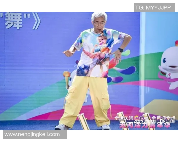 街舞热情与人生哲学的交融刘军的舞动人生之旅 街舞热情与人生哲学的交融刘军的舞动人生之旅