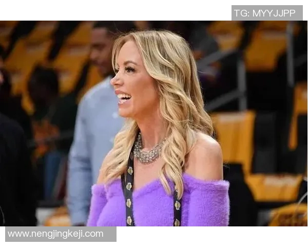 交易完成,正式退出,买下湖人队45年,珍妮巴斯赚到多少钱? 交易完成,正式退出,买下湖人队45年,珍妮巴斯赚到多少钱?